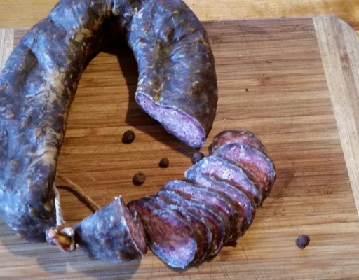 Rindersalami mit Wacholder