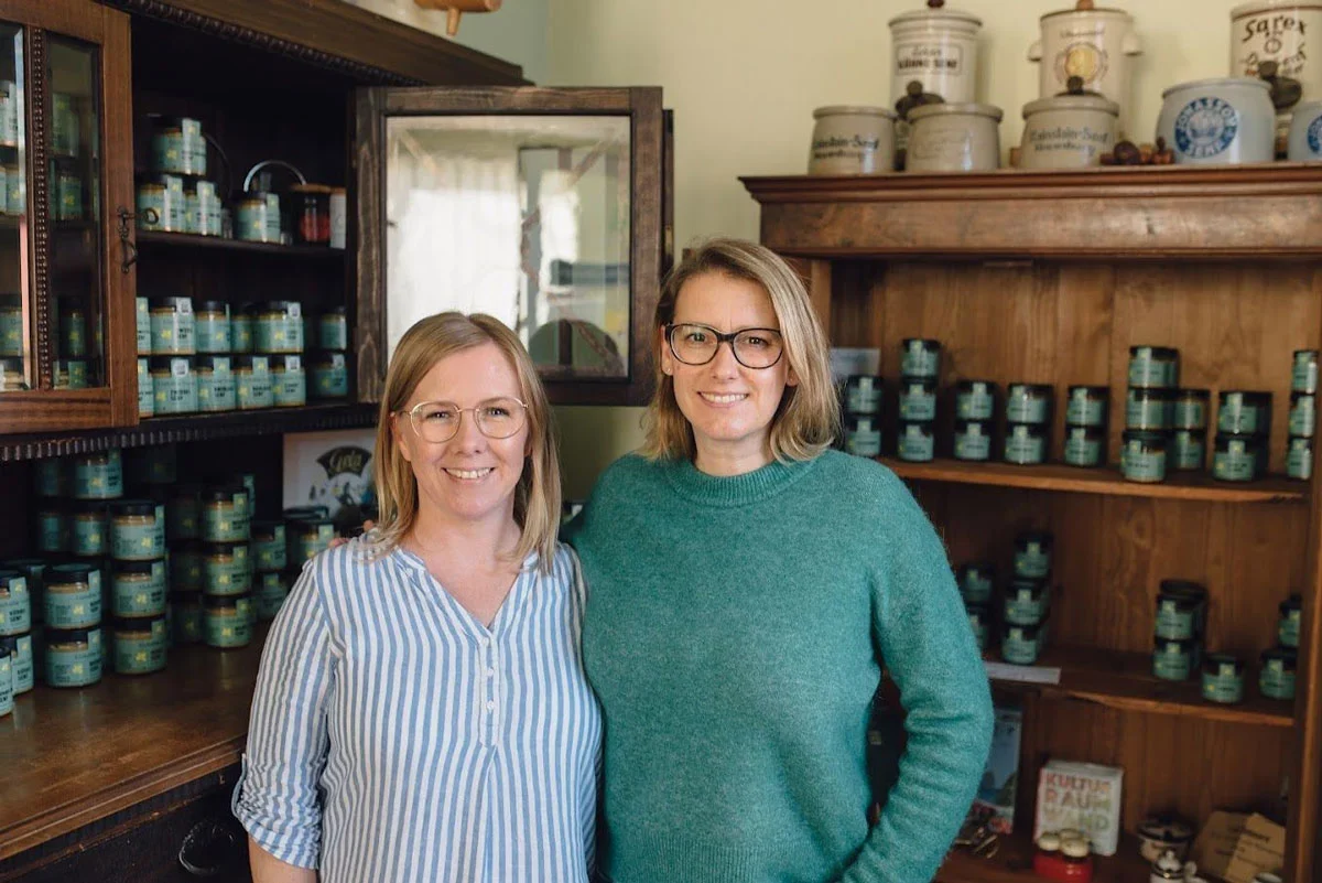Constance Trautmann & Stefanie Mendling