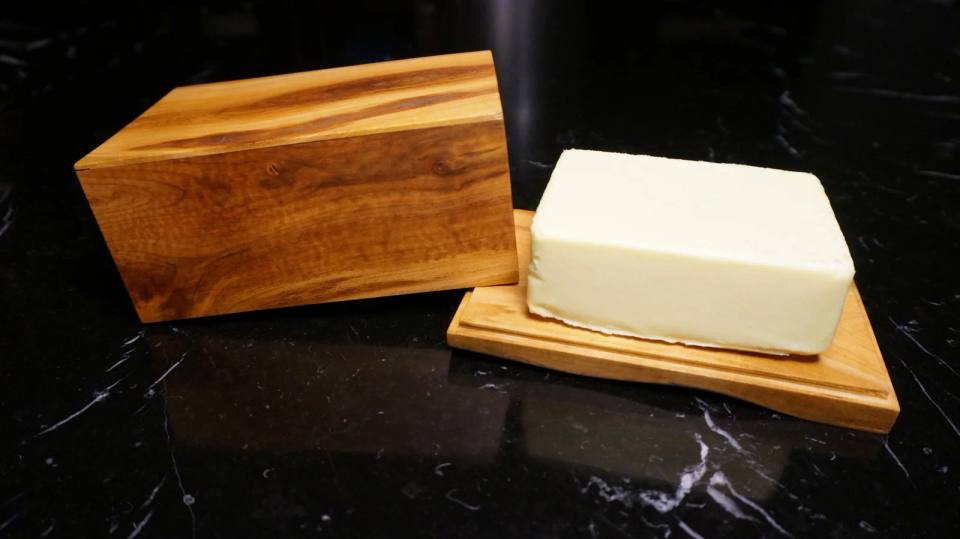 Butterdose aus Holz